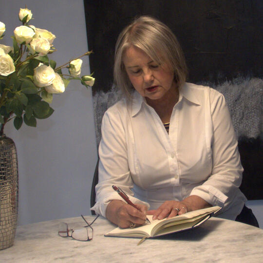 Maria Kryspina author of Broken Moon Promise.
